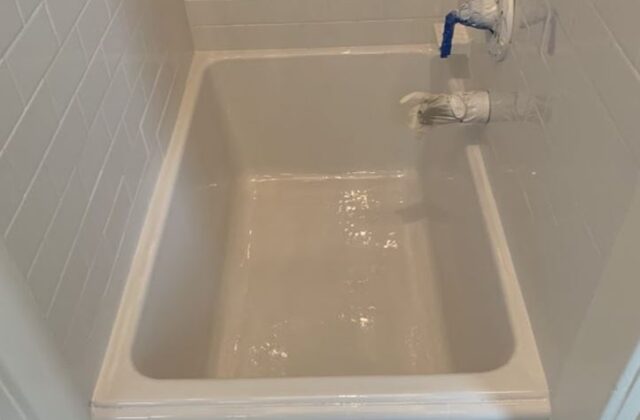 Shower_Surround_Reglazing3